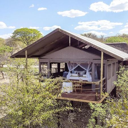 Eagle Tented Lodge & Spa Okaukuejo Exterior photo